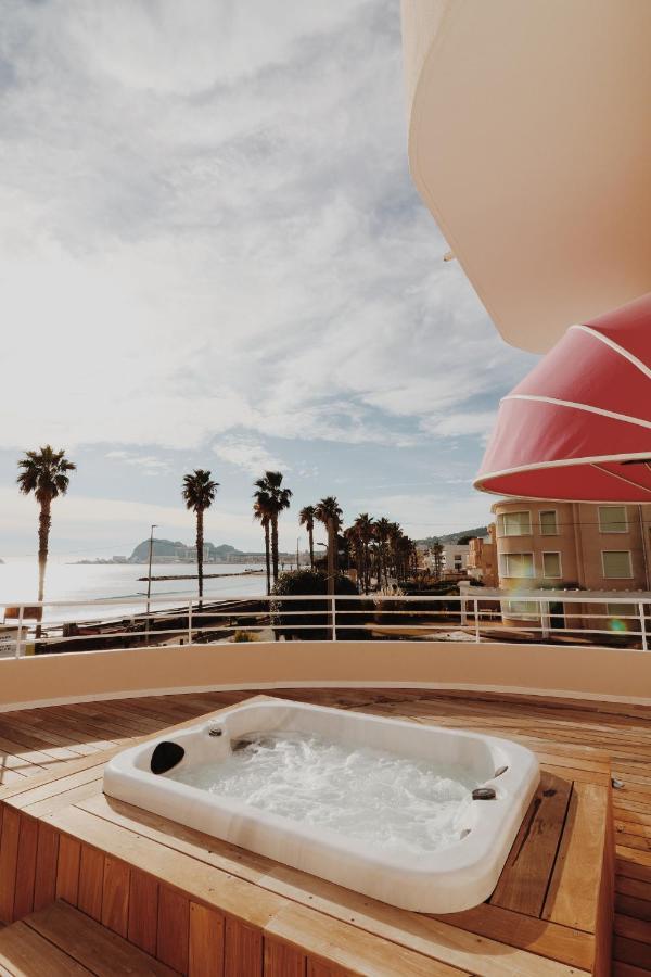 Le Rose The Hotel ลาซิโอตาต์ ภายนอก รูปภาพ
